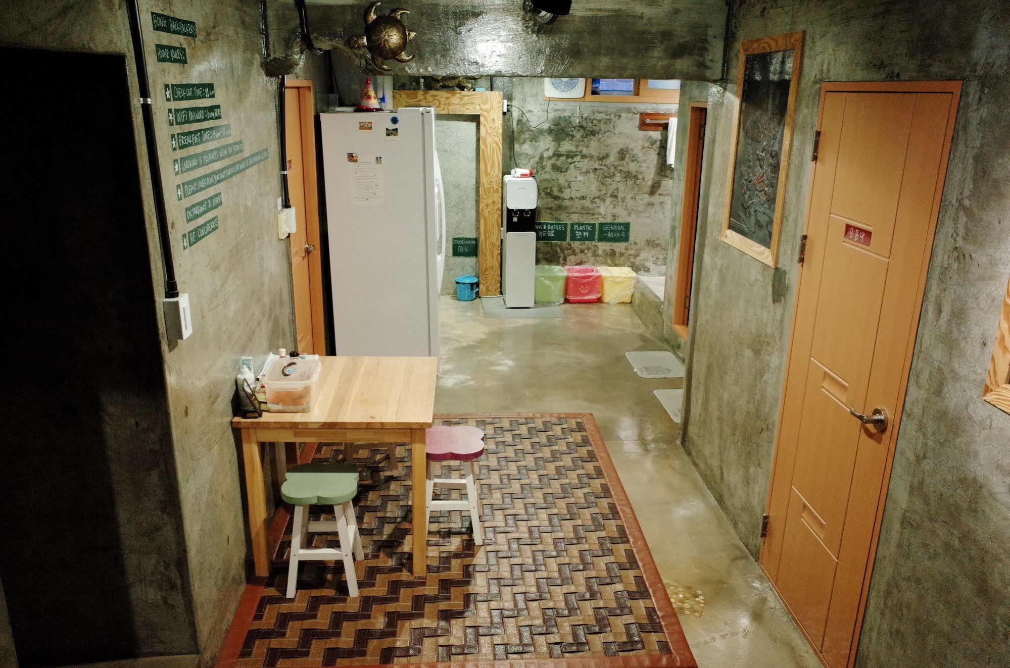 Hostel Bong Backpackers Seoul Exterior foto